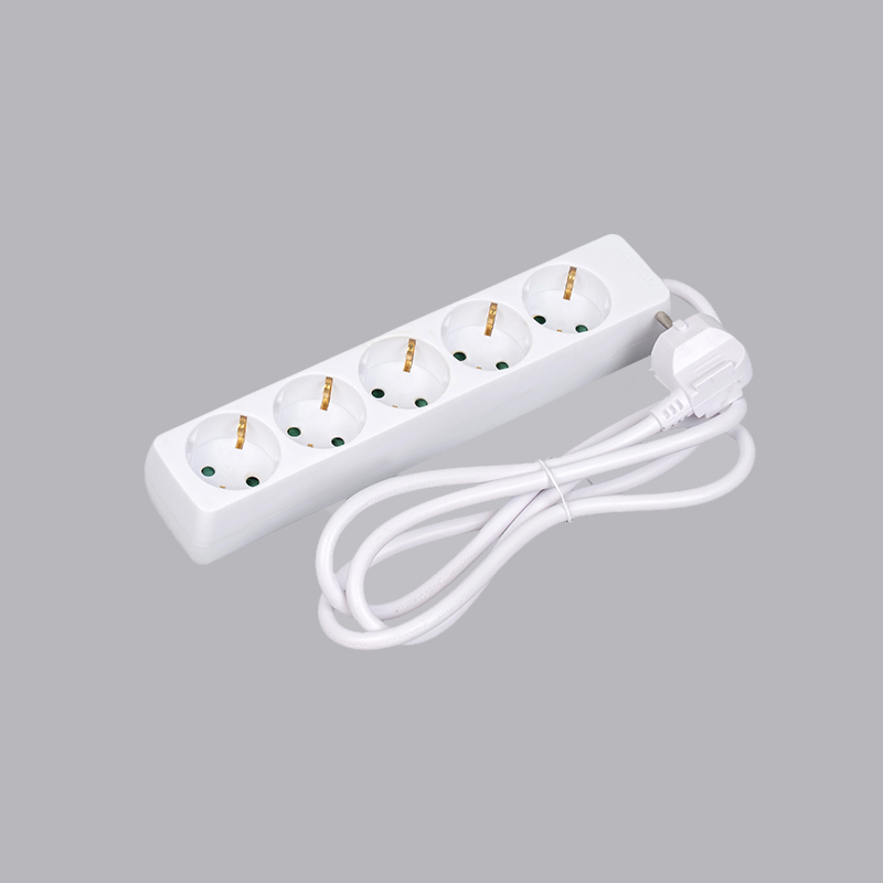 LOB-05 Priză multiplă cu 5 căi de formă dreptunghiulară de tip german