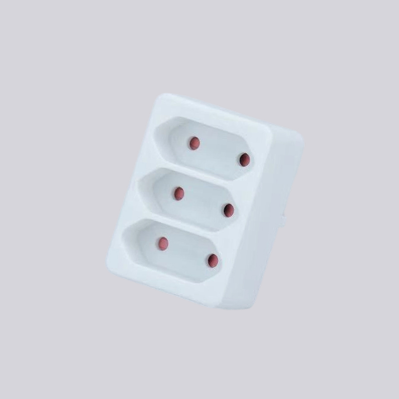 Adaptor G01/3 cu trei conectori plat